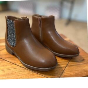 Kids Brown Faux Leather Zip Ankle Boots Glitter Side Size 13 NWOT